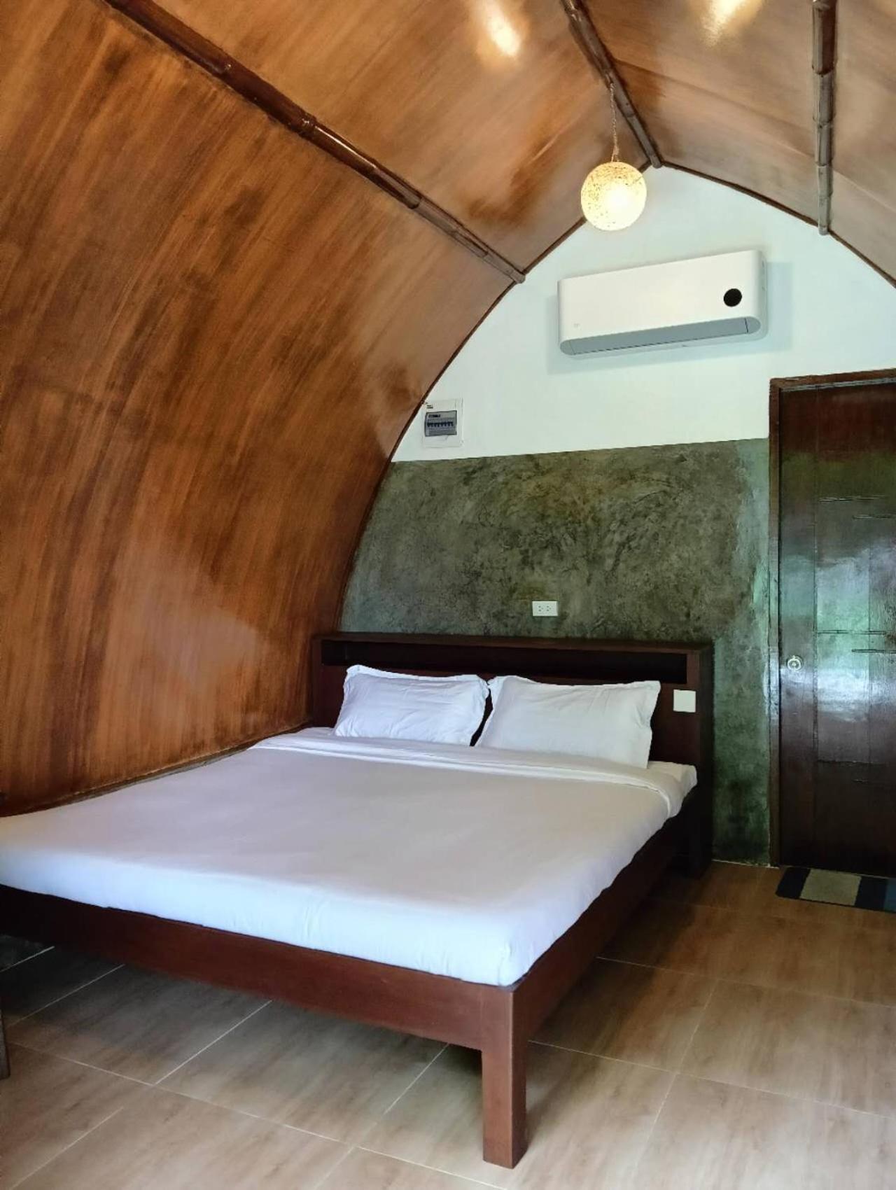 East Holiday Resort Moalboal Kültér fotó